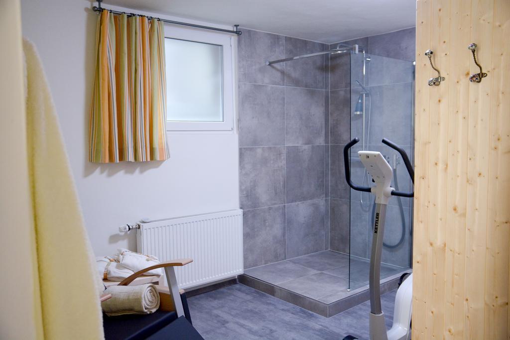 Grinzens Gerda Wellness Apartment מראה חיצוני תמונה